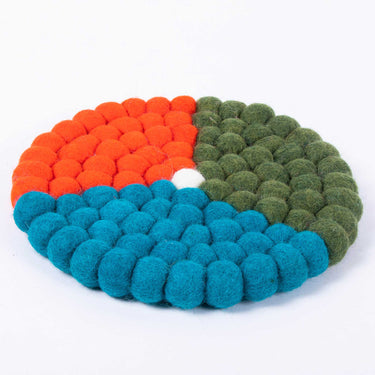 Round Shaped Multi Color Felt Ball Trivet